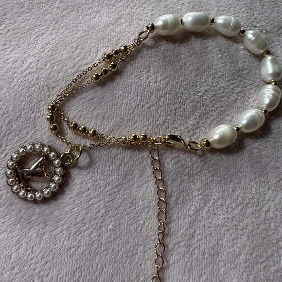 LV Zipper Pull Charm - Picture 9 of 15